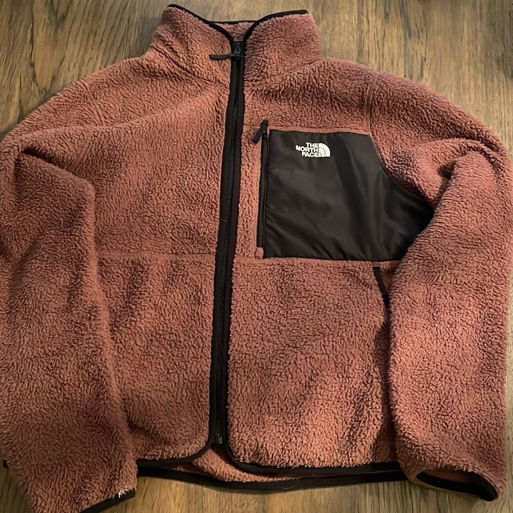 North Face Women’s Fleece zipper jacket